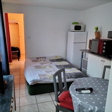 Maisonnee Avec Une Chambre Saint-Michel-en-l'Herm Экстерьер фото