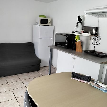 Maisonnee Avec Une Chambre Saint-Michel-en-l'Herm Экстерьер фото