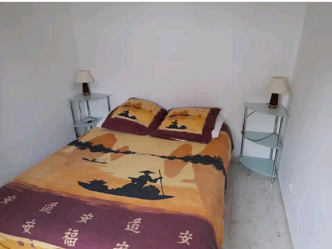 Maisonnee Avec Une Chambre Saint-Michel-en-l'Herm Экстерьер фото